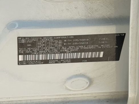 Used 2018 Toyota RAV4 Limited w/ Advanced Technology Package image 30