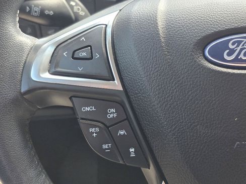 Used 2020 Ford Edge Titanium w/ Equipment Group 301A FWD image 14