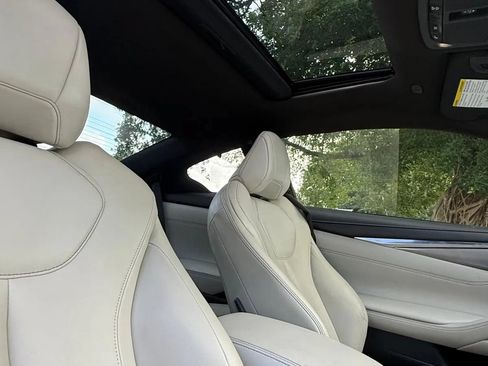 Used 2017 INFINITI Q60 3.0t w/ Cargo Package RWD image 14
