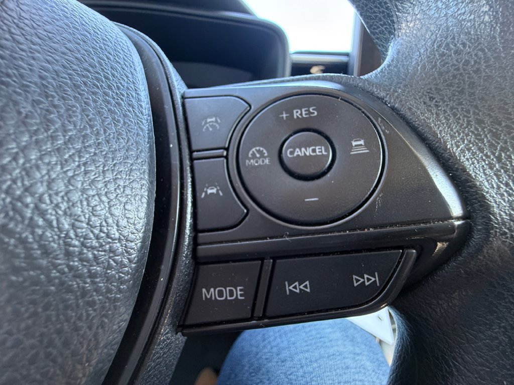 Used 2024 Toyota Corolla LE FWD image 17