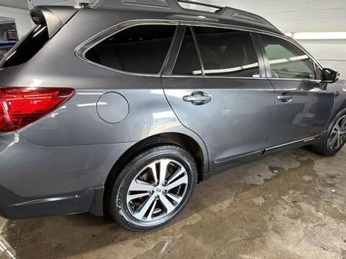 Used 2019 Subaru Outback 2.5i Limited w/ Popular Package #2 image 5