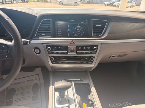 Used 2018 Genesis G80 3.8 w/ Option Group 03 RWD image 16