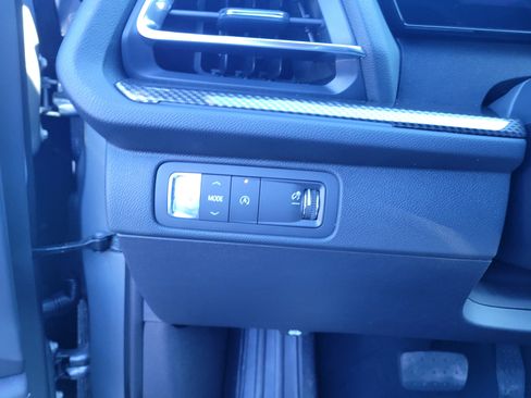 New 2026 Chevrolet Traverse High Country image 17