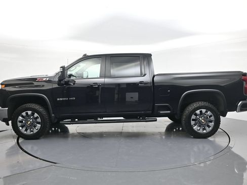 Used 2023 Chevrolet Silverado 3500 LT w/ Convenience Package AWD/4WD image 5