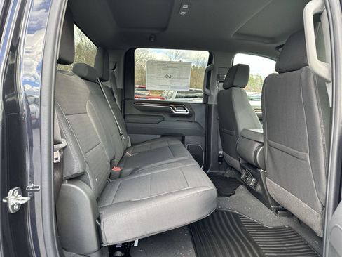 New 2026 GMC Sierra 2500 SLE w/ SLE Value Package; image 19
