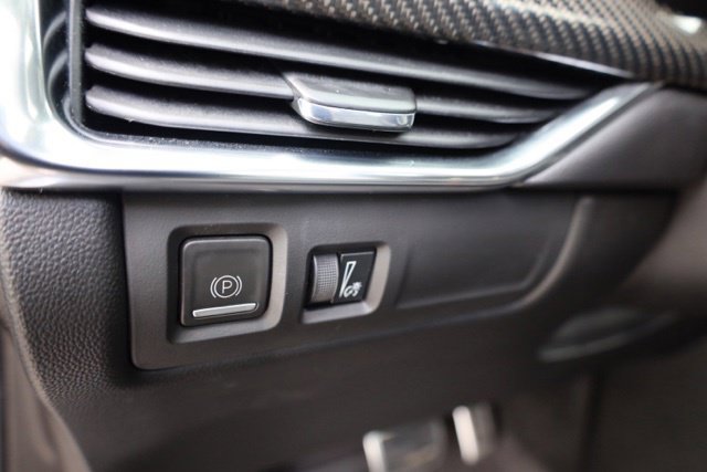 Used 2023 Cadillac XT4 Sport AWD/4WD image 19