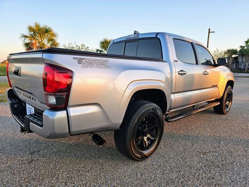 Used 2021 Toyota Tacoma SR5 image 7