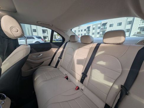 Used 2018 Mercedes-Benz C 300 Sedan image 19