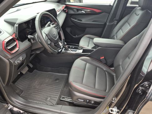 Certified 2025 Chevrolet TrailBlazer RS w/ Convenience Package AWD/4WD image 11