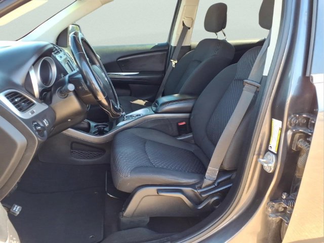 Used 2018 Dodge Journey SE w/ Blacktop Package FWD image 19