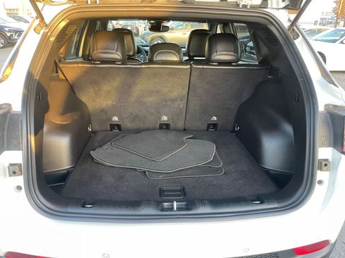 Used 2025 Jeep Compass Limited image 31