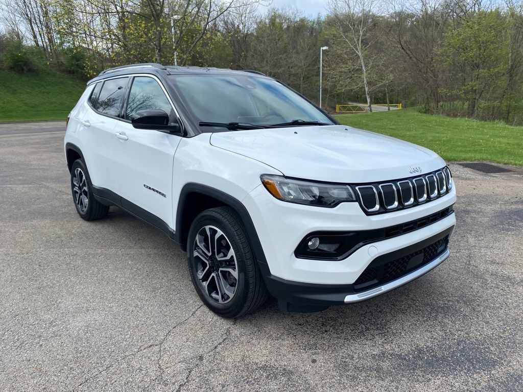 Used 2022 Jeep Compass Limited AWD/4WD image 1