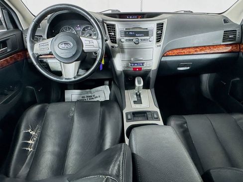 Used 2011 Subaru Outback 2.5i Limited image 26