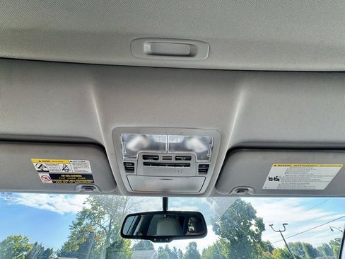 Used 2016 Toyota Highlander Limited image 45