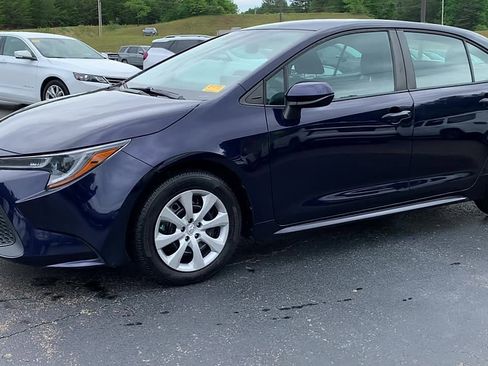 Used 2021 Toyota Corolla LE FWD image 9