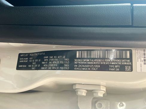 Used 2020 Jeep Renegade Sport FWD image 28