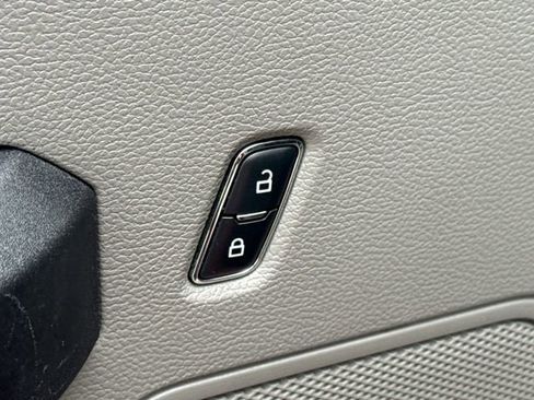 Used 2016 Ford F150 XL w/ Equipment Group 101A Mid RWD image 17