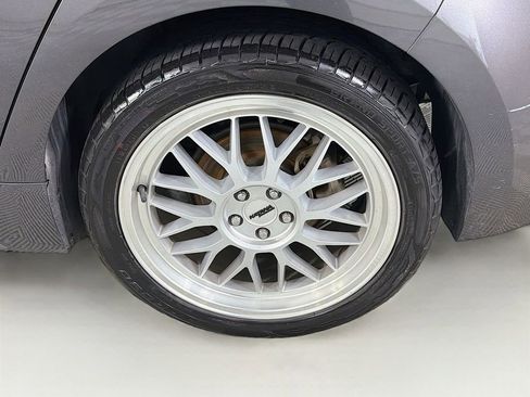 Used 2021 Toyota Corolla XSE image 28