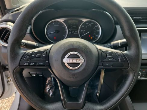 Certified 2025 Nissan Versa S w/ S Plus Package FWD image 17