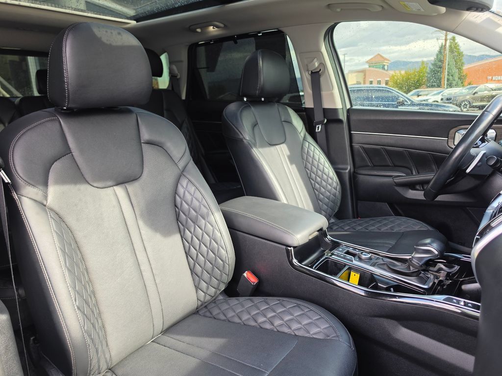 Certified 2023 Kia Sorento SX Prestige AWD/4WD image 20