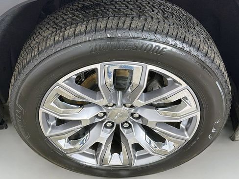 Used 2024 GMC Sierra 1500 Denali AWD/4WD image 24