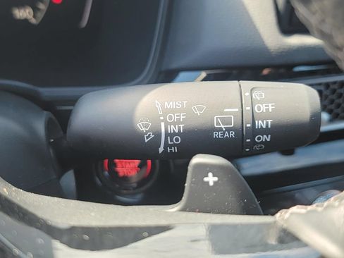 Used 2024 Honda Civic Sport image 29