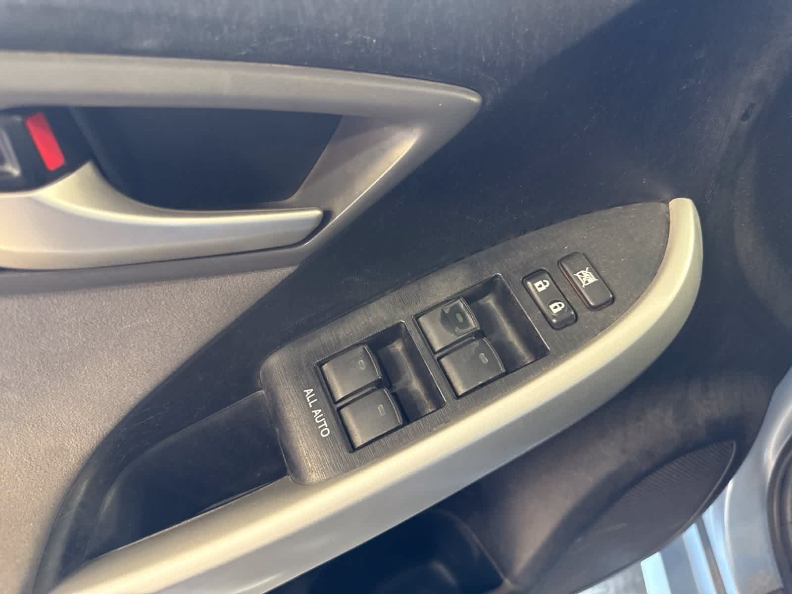 Used 2015 Toyota Prius Prime Plug-In Hybrid FWD image 21