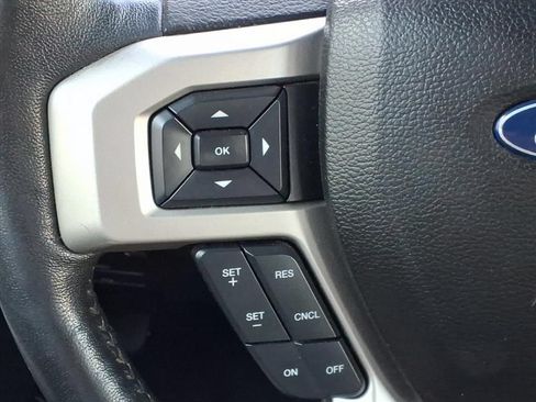 Used 2018 Ford F350 Lariat w/ Lariat Value Package AWD/4WD image 12