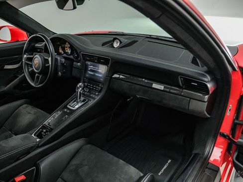 Used 2019 Porsche 911 GT3 RS RWD image 56