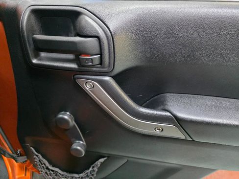 Used 2011 Jeep Wrangler Sport AWD/4WD image 22