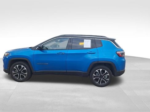 Used 2023 Jeep Compass Limited image 13