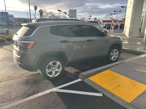 Used 2023 Jeep Compass Sport image 5