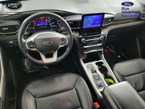 Certified 2021 Ford Explorer Limited w/ Equipment Group 301A image 35
