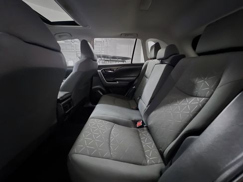 Used 2023 Toyota RAV4 XLE w/ Convenience Package image 29