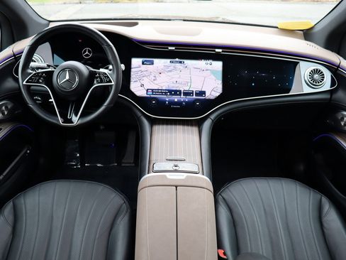 Used 2024 Mercedes-Benz EQS 450+ 4MATIC SUV image 10