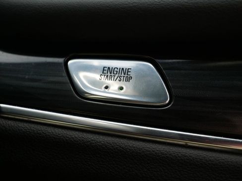 Used 2023 Buick Enclave Essence AWD/4WD image 33