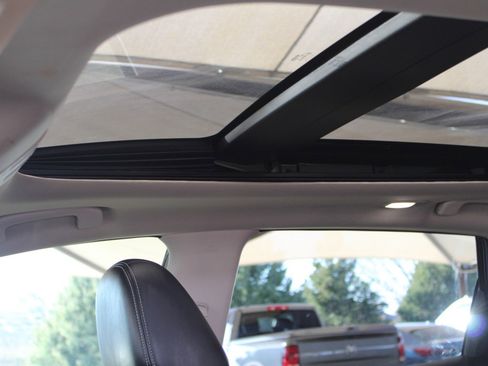 Used 2019 Nissan Murano Platinum w/ Cargo Package image 15