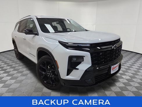 Used 2024 Chevrolet Traverse RS w/ LPO, Floor Liner Package AWD/4WD image 3