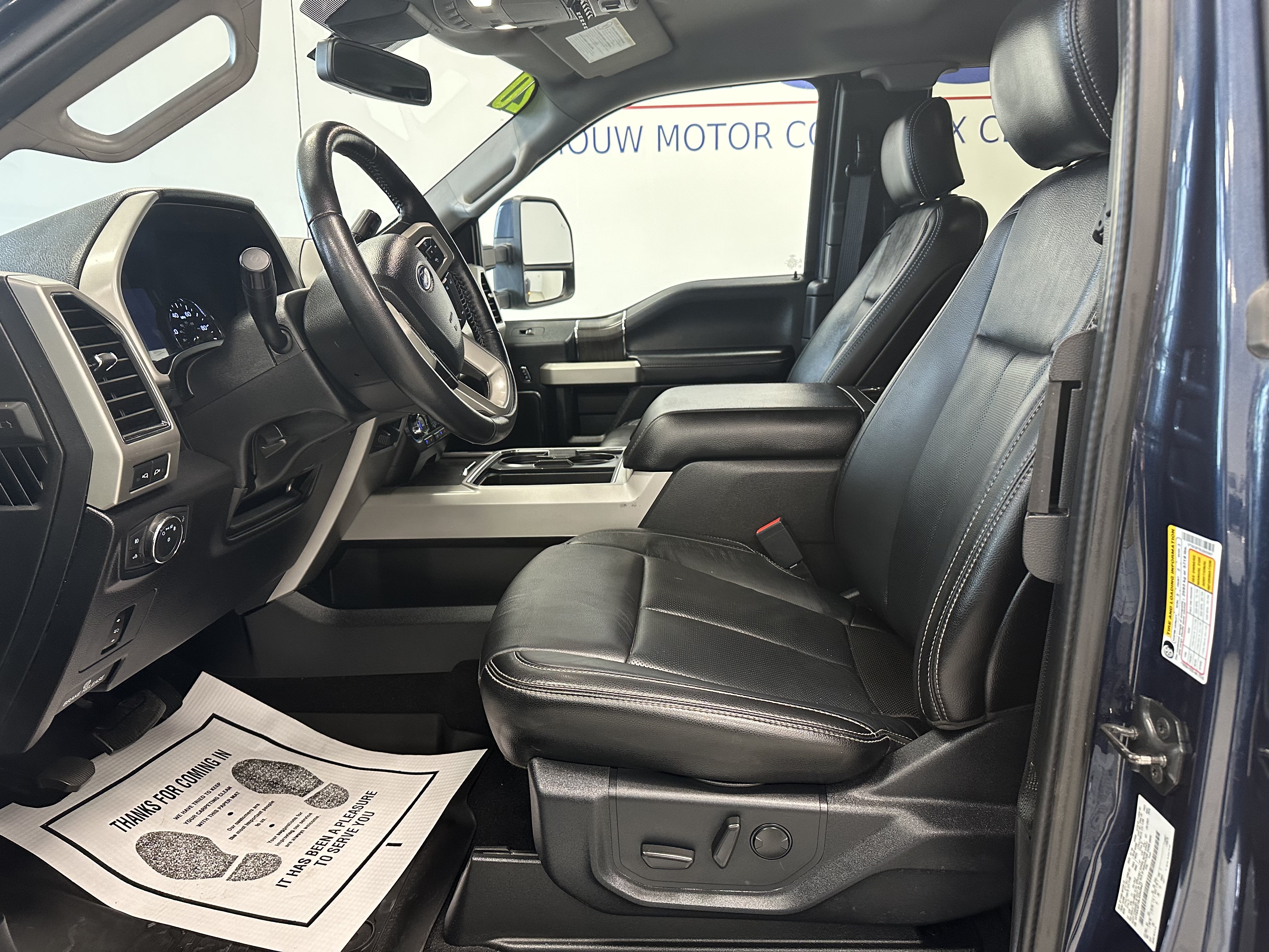 Used 2020 Ford F350 Lariat w/ Lariat Value Package AWD/4WD image 11