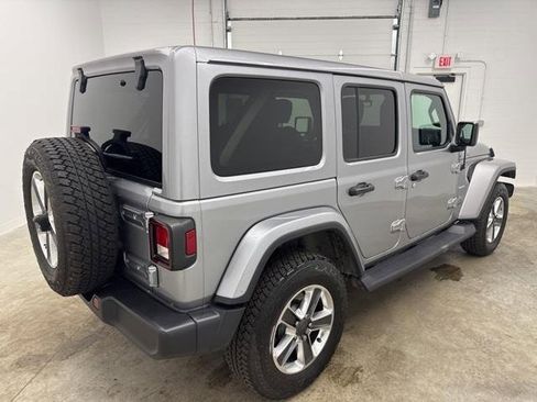 Used 2020 Jeep Wrangler Unlimited Sahara w/ Uconnect 4C Nav & Sound Group image 5
