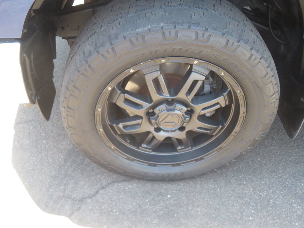 Used 2014 Toyota Tundra SR5 w/ SR5 Upgrade Package RWD image 17