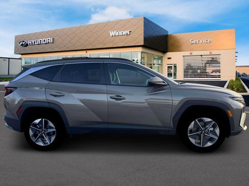 New 2026 Hyundai Tucson SEL image 9