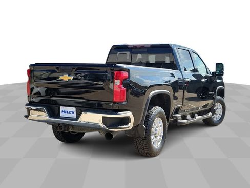 Certified 2022 Chevrolet Silverado 3500 LTZ w/ LTZ Plus Package image 8