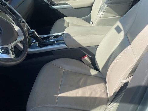 Used 2014 Ford Edge Limited w/ Driver Entry Package image 4