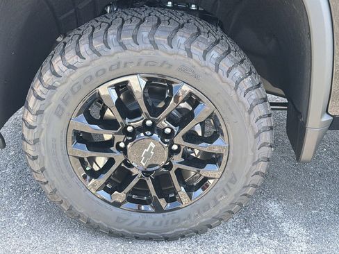 New 2026 Chevrolet Silverado 2500 LTZ w/ LTZ Plus Package AWD/4WD image 25