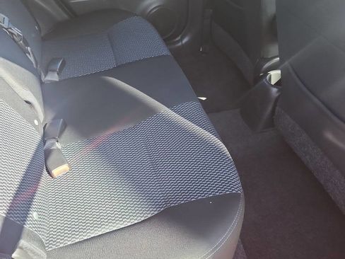 Used 2015 Nissan Versa Note SV FWD image 11