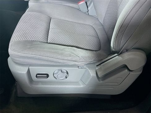 Used 2014 Ford F150 XLT w/ Equipment Group 302A Luxury image 20