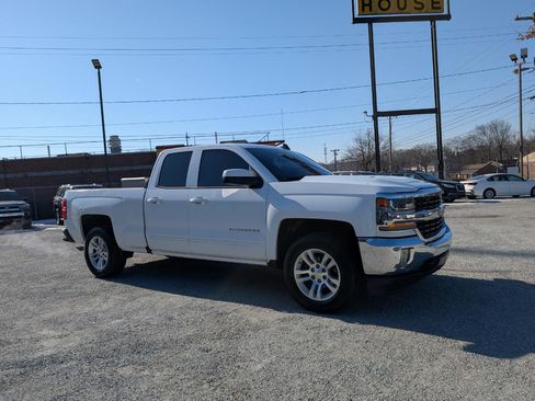 Used 2016 Chevrolet Silverado 1500 LT w/ All Star Edition image 3