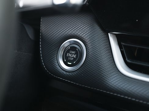 Used 2025 Chevrolet Equinox LT w/ Safety and Technology Package image 26