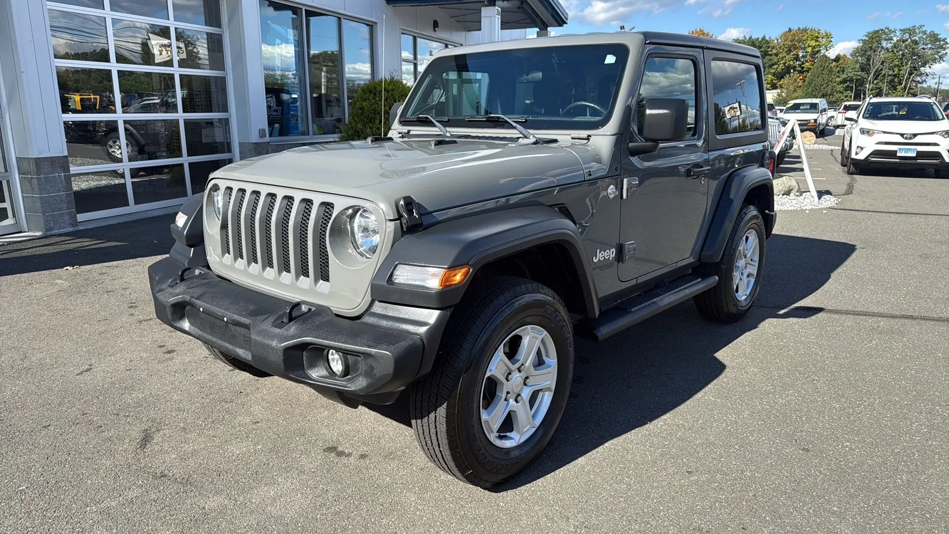 Used 2020 Jeep Wrangler Sport AWD/4WD image 22